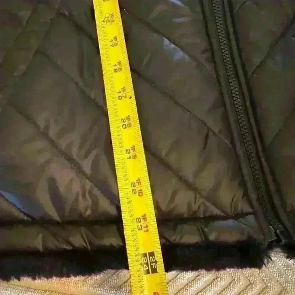 Nicole Miller Original Puffer Faux Fur Women’s Vest Black Medium Reversible - Picture 11 of 14